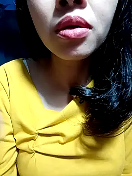 Snapshot of Hana_love20 chatting on 03-08-25, 08:44 Hana love20 online show from 03-08-25, 08:44