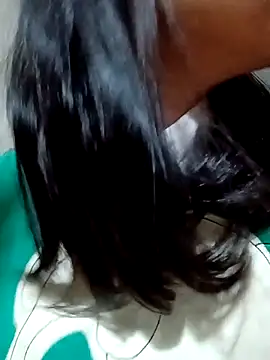 Snapshot of Hana_love20 chatting on 03-17-25, 01:35 Hana love20 online show from 03-17-25, 01:35