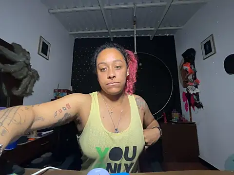 Cata Blue   online show from 11-05-25, 03:26