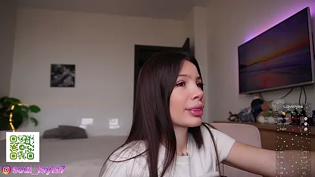 Sola LI online show from 03-24-26, 05:07