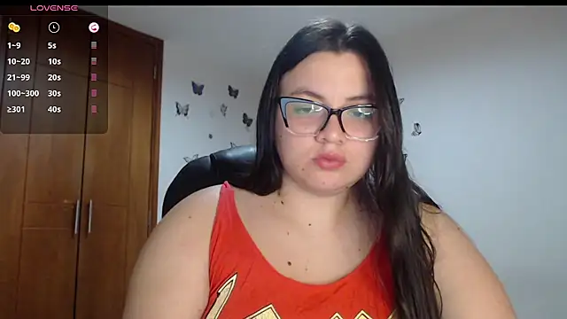 Sarahros1 online show from 10-17-25, 03:21