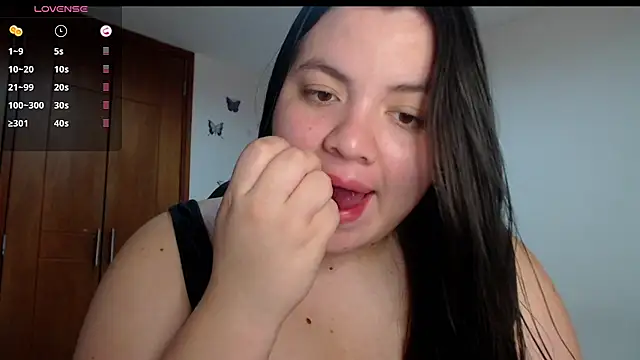Sarahros1 online show from 10-14-25, 03:40