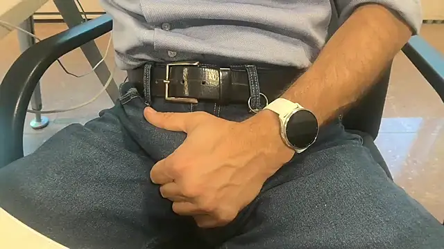 alessandroman2114 online show from 10-15-25, 04:04