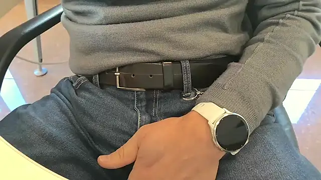 alessandroman2114 online show from 01-07-26, 11:48