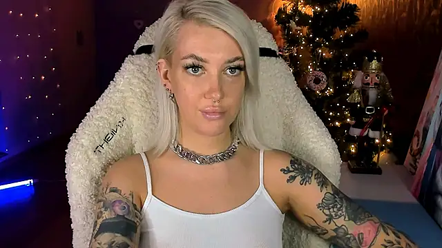 tykioty Miley online show from 01-12-26, 12:01