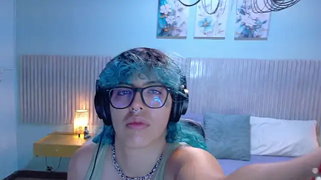 Eli666uwu online show from 04-03-26, 10:54