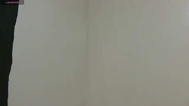 Snapshot of _luna_nyx chatting on 06-12-26, 05:27 luna nyx online show from 06-12-26, 05:27