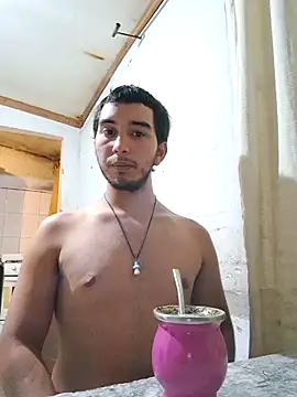 Snapshot of X_xtomas_x chatting on 02-14-26, 01:06 X xtomas x online show from 02-14-26, 01:06