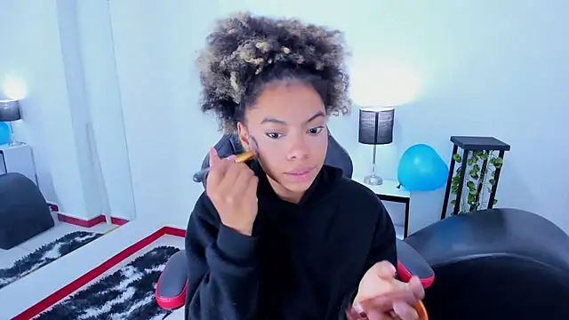 stacie  rouse online show from 02-05-25, 03:55