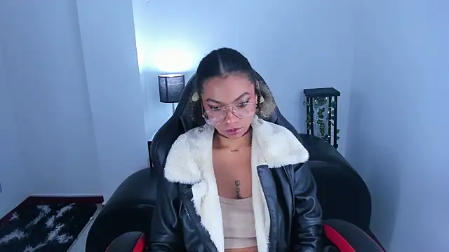 stacie  rouse online show from 02-19-25, 07:39