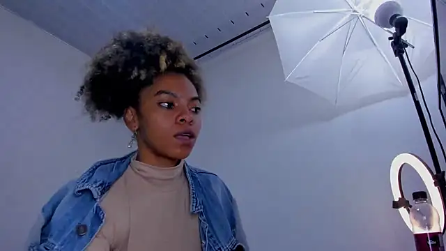 stacie  rouse online show from 03-20-25, 04:18