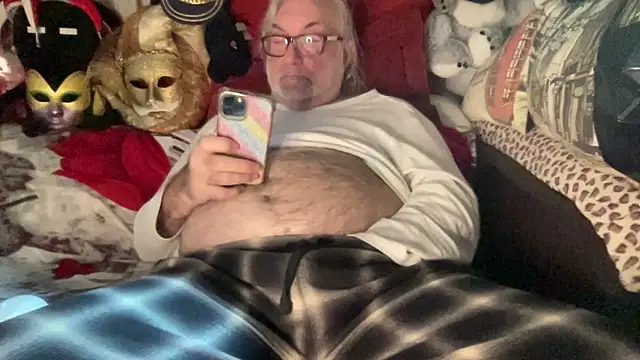 Snapshot of EroticVenetian chatting on 03-15-26, 01:23 EroticVenetian online show from 03-15-26, 01:23