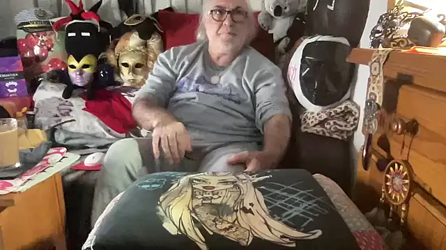 EroticVenetian online show from 01-14-26, 05:16