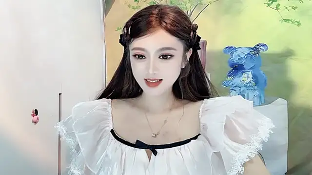 Snapshot of VIWVI chatting on 03-12-25, 05:35 VIWVI online show from 03-12-25, 05:35