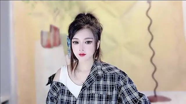 VIWVI online show from 11-25-25, 04:35