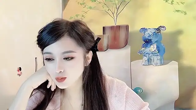 Snapshot of VIWVI chatting on 03-10-25, 05:43 VIWVI online show from 03-10-25, 05:43