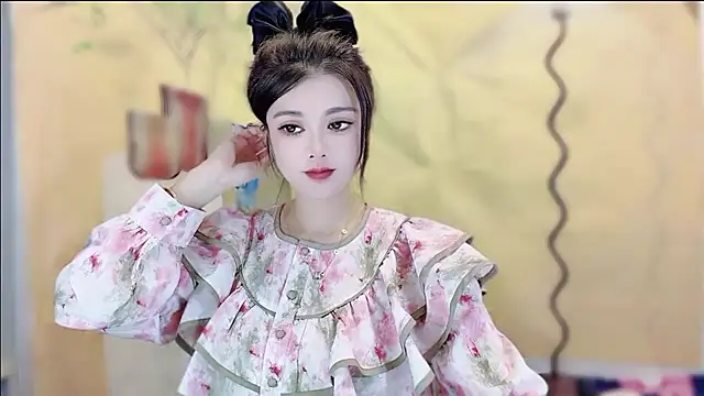 VIWVI online show from 10-28-25, 03:18