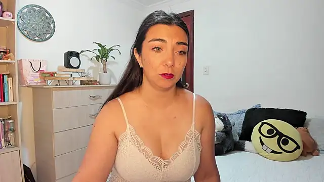 Karla hernandez  online show from 07-08-26, 10:38