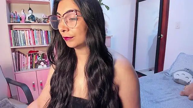 Karla hernandez  online show from 07-23-26, 11:18