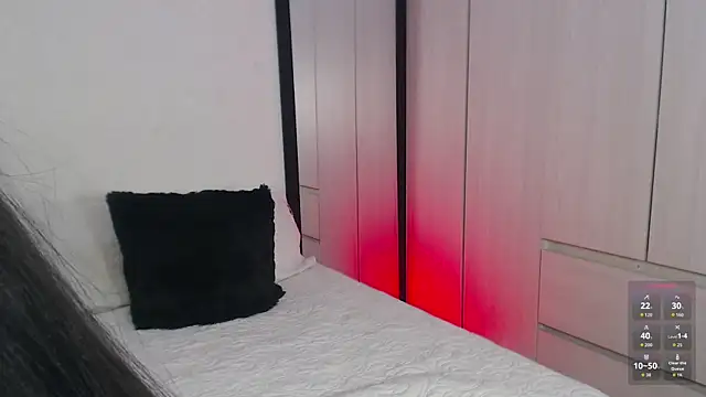 Karla hernandez  online show from 11-06-25, 11:03