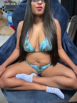 LillyLive online show from 02-06-26, 04:25