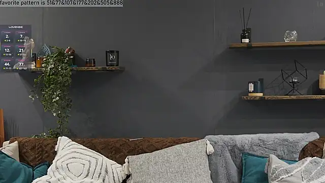 Alexandra Demore online show from 03-18-25, 12:40
