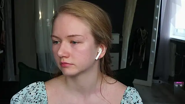 Alexandra Demore online show from 07-11-26, 07:03