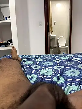 Snapshot of Lmdeca12 chatting on 10-24-25, 12:42 Lmdeca12 online show from 10-24-25, 12:42