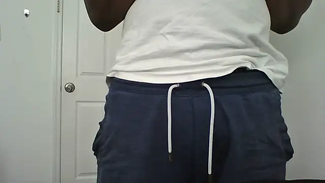 Snapshot of ThatDickSexy2 chatting on 09-19-25, 07:07 ThatDickSexy2 online show from 09-19-25, 07:07