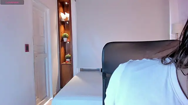 ambarcarterr online show from 02-13-25, 02:52