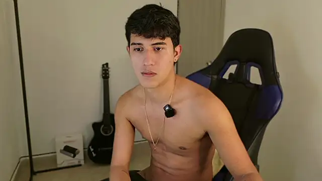 Snapshot of Juan_da01 chatting on 04-22-26, 05:25 Juan da01 online show from 04-22-26, 05:25