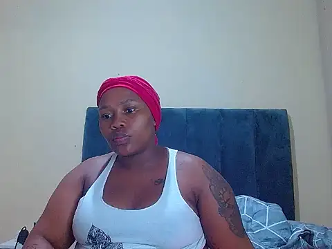 curvycloe1 online show from 02-15-26, 02:34