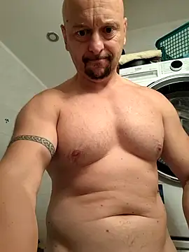 Sports-beast online show from 10-25-25, 07:58