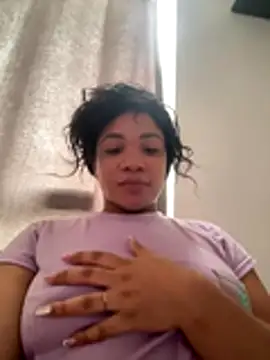 ashley Tompson1 online show from 12-18-25, 02:21