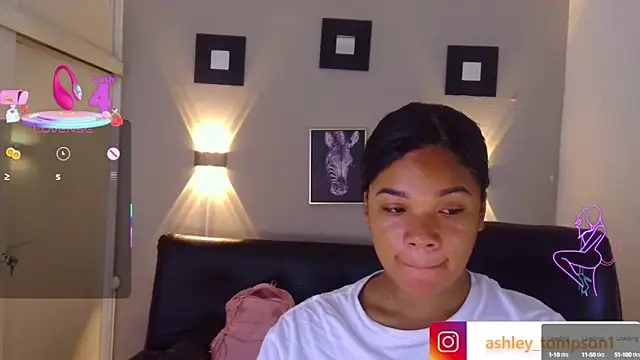 ashley Tompson1 online show from 03-04-25, 12:12