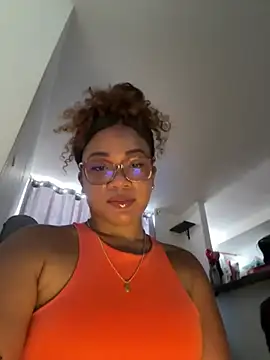 Snapshot of ashley_Tompson1 chatting on 04-21-26, 12:45 ashley Tompson1 online show from 04-21-26, 12:45