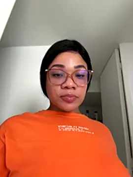 ashley Tompson1 online show from 11-29-25, 01:00