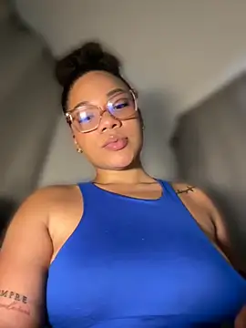ashley Tompson1 online show from 07-18-26, 11:30