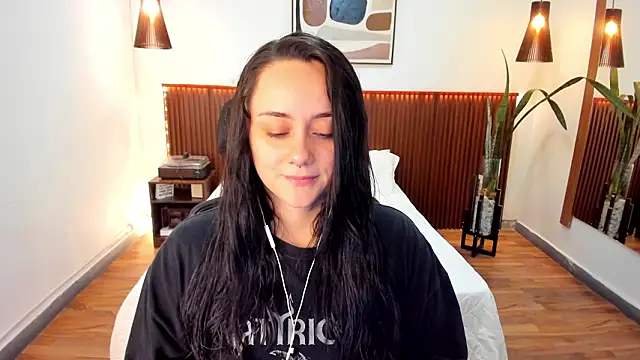 KatherineBond online show from 02-03-26, 07:52