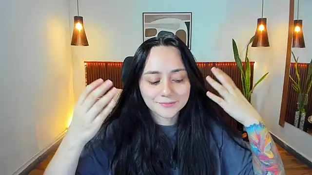 KatherineBond online show from 11-24-25, 07:03