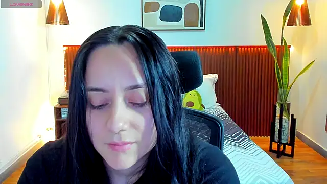 KatherineBond online show from 11-14-25, 07:50