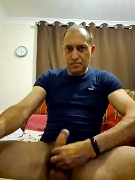 Snapshot of meateater1 chatting on 12-27-24, 03:31 meateater1 online show from 12-27-24, 03:31
