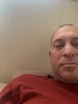 Snapshot of meateater1 chatting on 05-15-26, 08:23 meateater1 online show from 05-15-26, 08:23