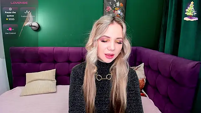 EvaMoran online show from 03-24-26, 02:00