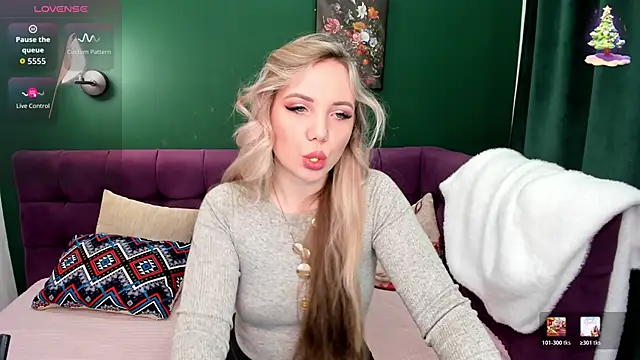 EvaMoran online show from 04-05-26, 01:56