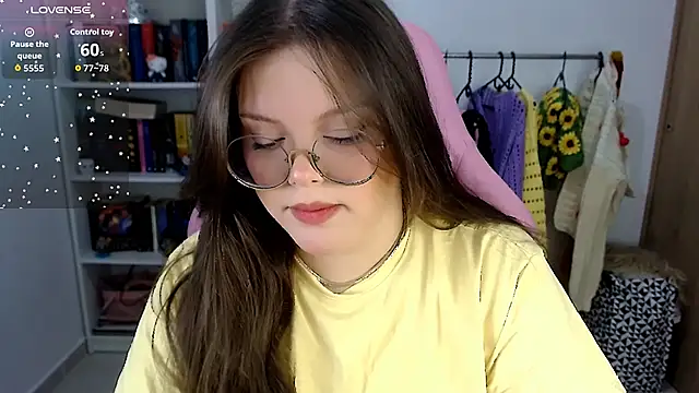 Gabiwaifu online show from 11-11-25, 02:17