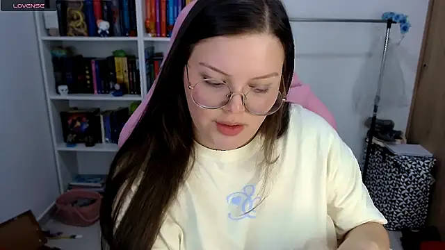 Gabiwaifu online show from 10-23-25, 11:47