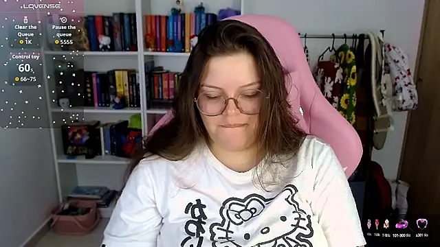 Gabiwaifu online show from 10-15-25, 01:19