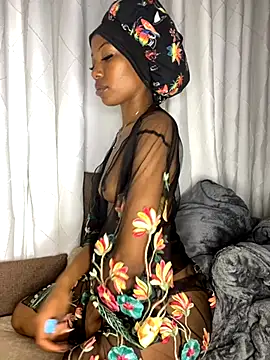 kelsie421 online show from 10-19-25, 09:28