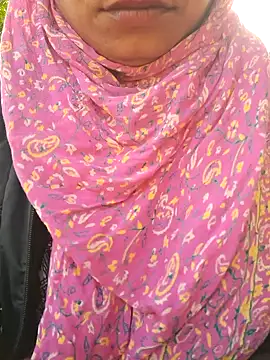 Priya Bong online show from 11-24-25, 03:06